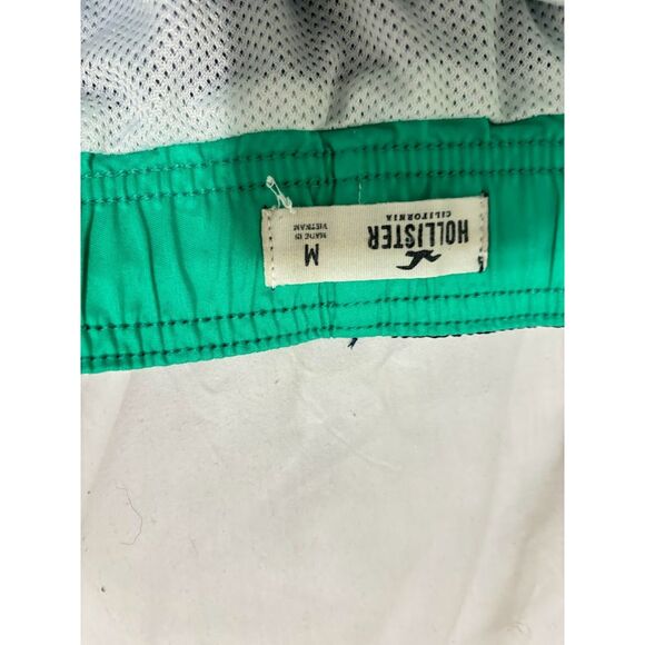 Hollister Men's Swimtrunks size medium EUC navy and teal swimsuit summer spring - Picture 2 of 3